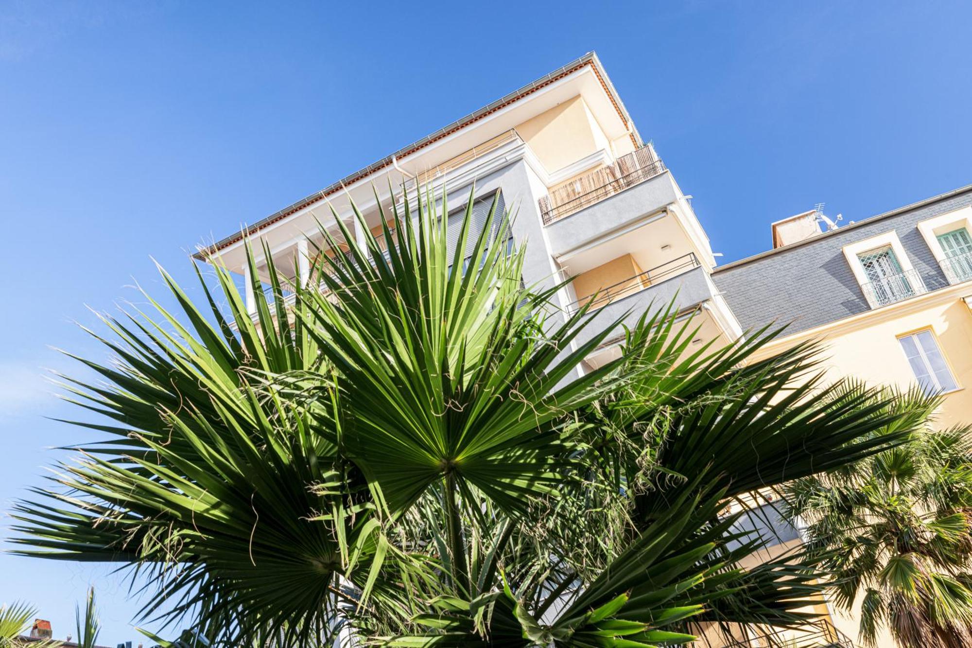 Studio Centre Terrasse Climatisation 50M Plage Menton Exteriér fotografie