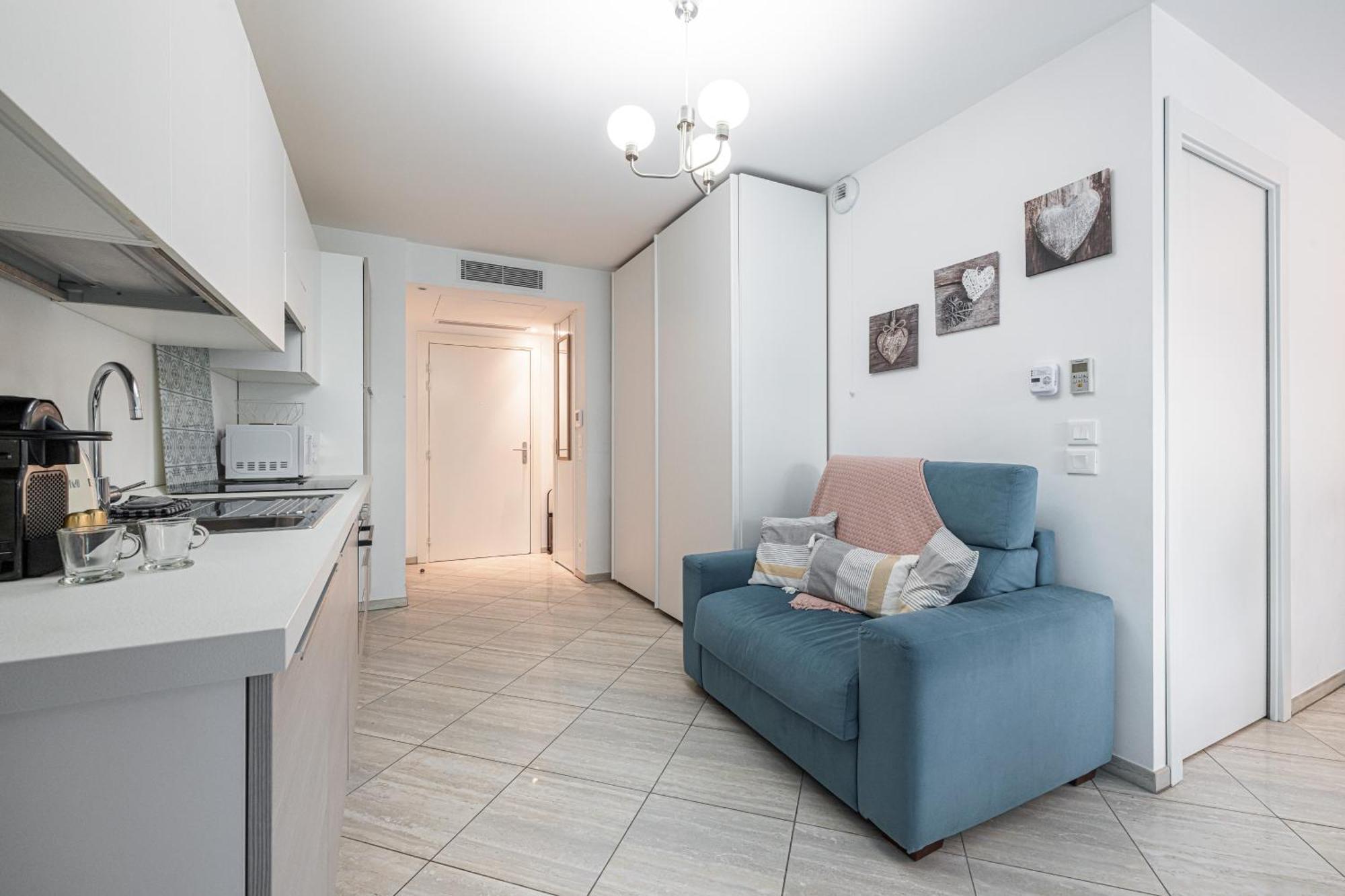 Studio Centre Terrasse Climatisation 50M Plage Menton Exteriér fotografie